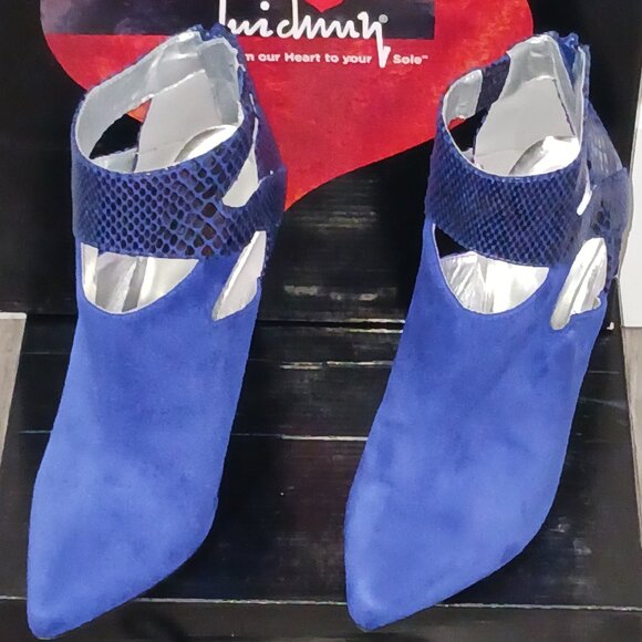 Luichiny Booties - Picture 1 of 2